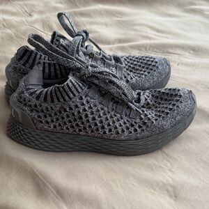 NOBULL women’s 8 Geometric Pattern Sole Sneakers